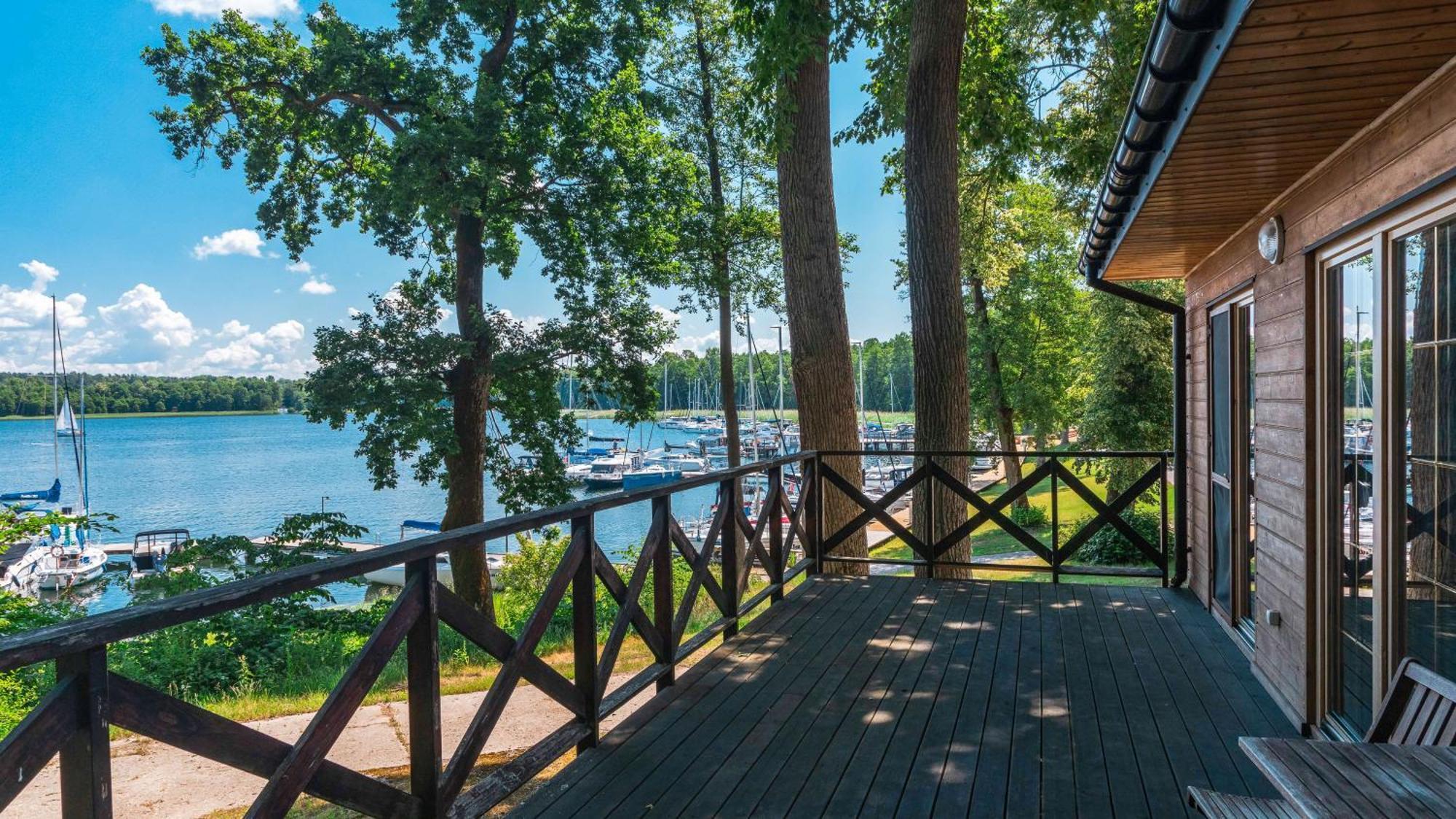 Labedzi Ostrow Osrodek Wypoczynkowy Hotel Piekna Gora Kültér fotó